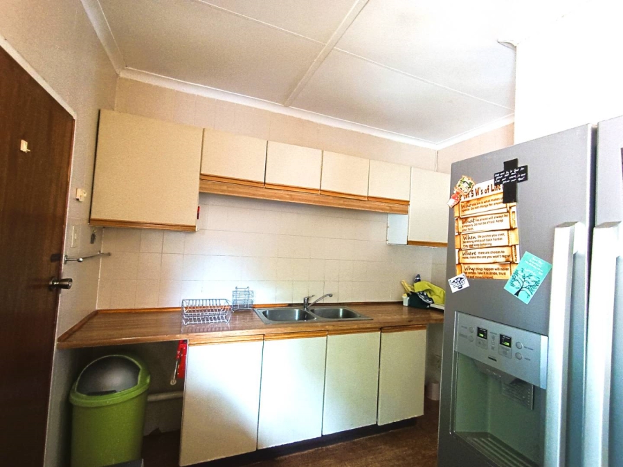 3 Bedroom Property for Sale in Langenhovenpark Free State